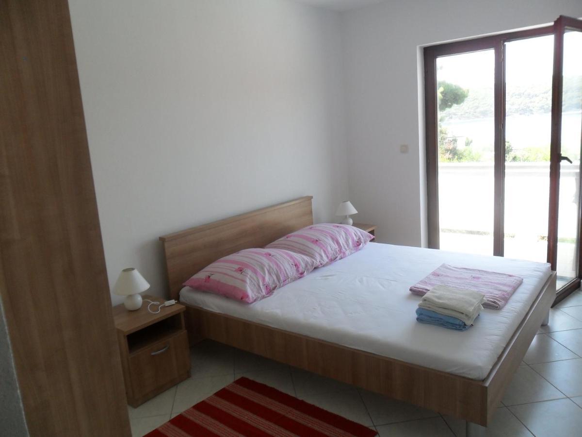 Mar Eva Apartment Rab Town Exterior foto