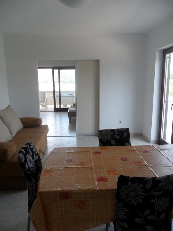 Mar Eva Apartment Rab Town Cameră foto